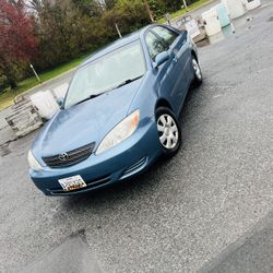 2003 Toyota Camry  LE