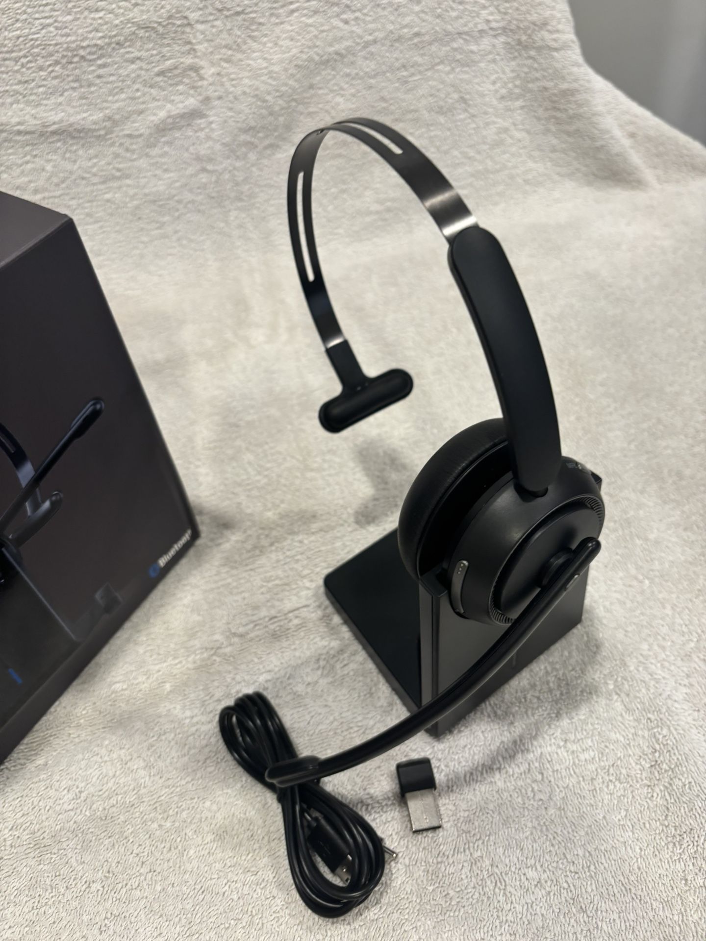 Bluetooth Head Seat (New)