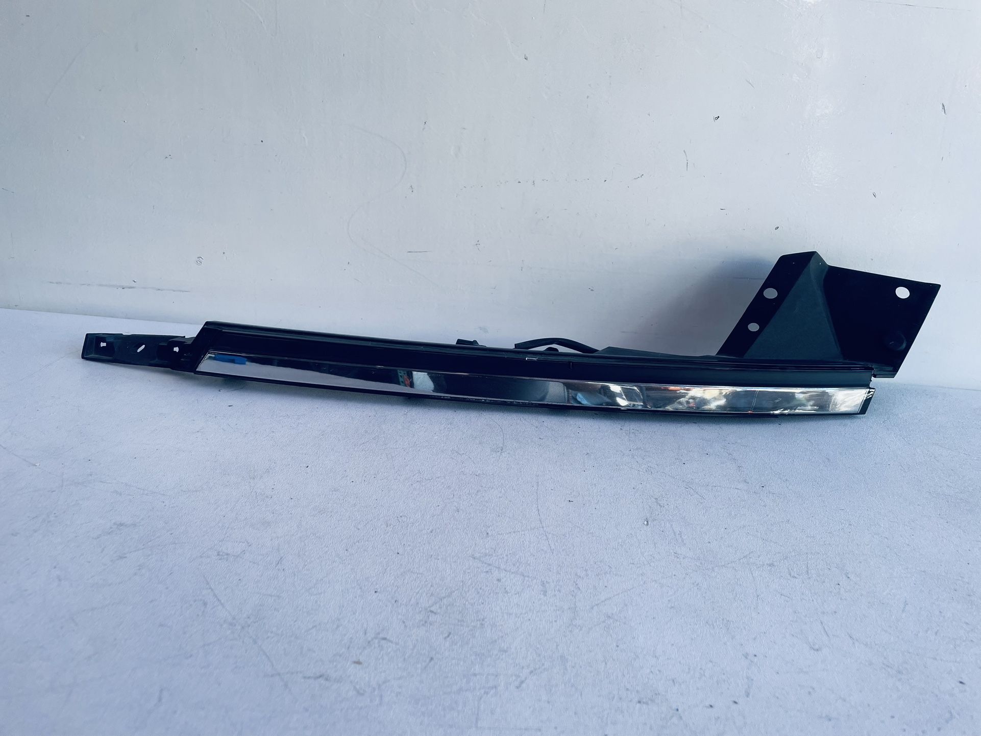 2020-2023 HYUNDAI SONATA RIGHT PASSENGER SIDE DAYTIME RUNNING LIGHT OEM