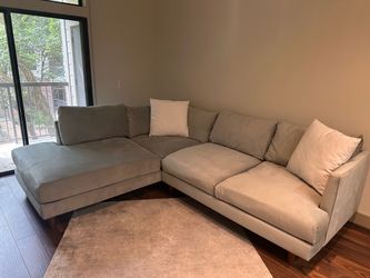 Large L-Shaped Sectional Sofa – Light Gray – Modern