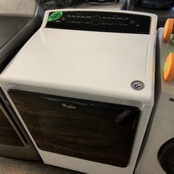 White And Black Whirlpool Dryer 
