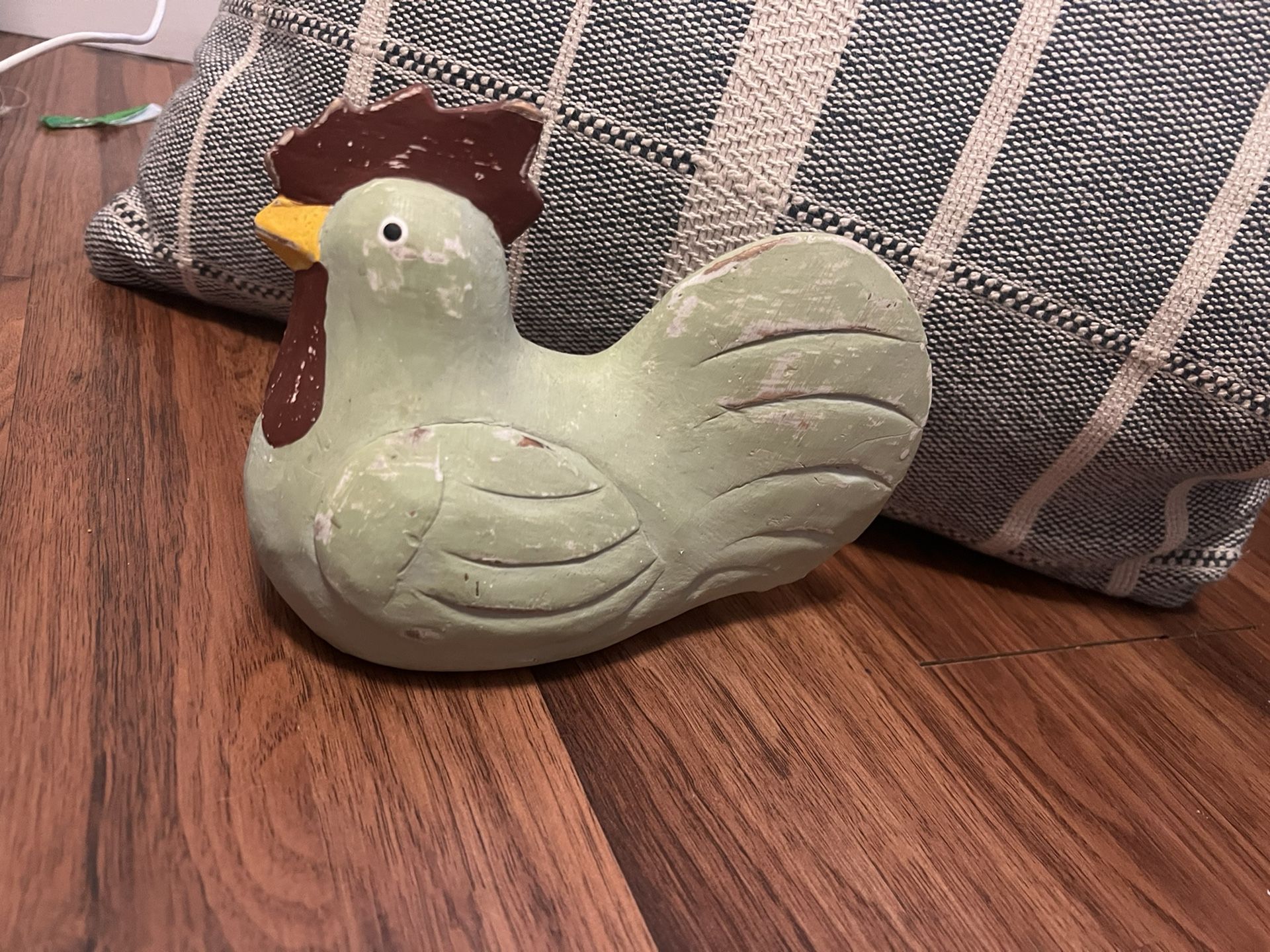 Wooden Chicken Vintage 