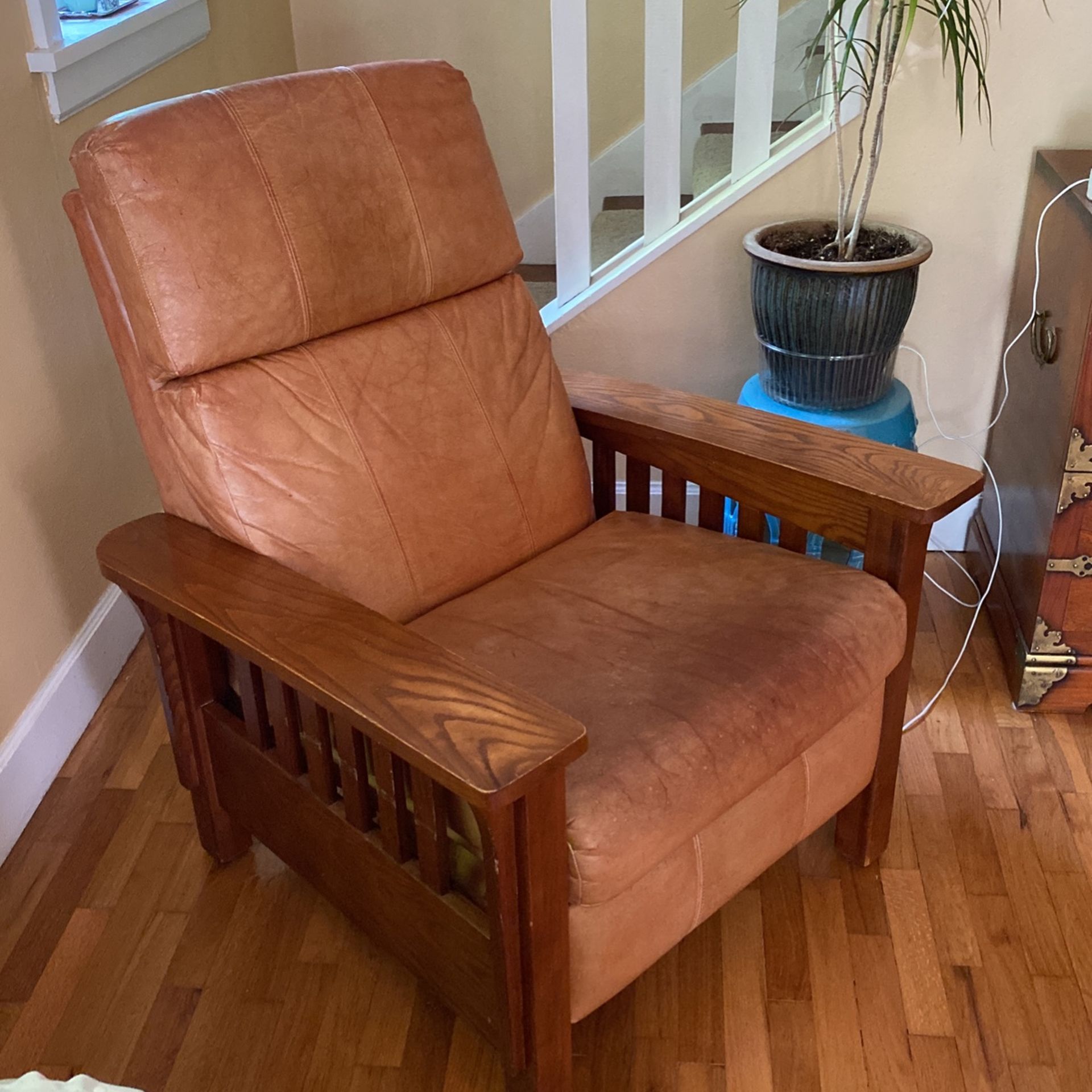 Mission Style Leather Recliner