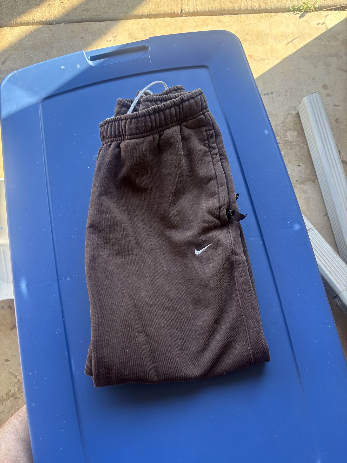 Nike Sweatpants – Like New (Only Worn Twice)