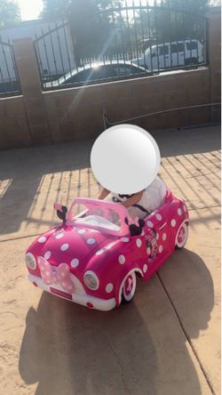 Huffy 6V Disney Minnie Mouse Convertible Ride-On Car with Remote Control, Ages 3-7, Kids, Pink