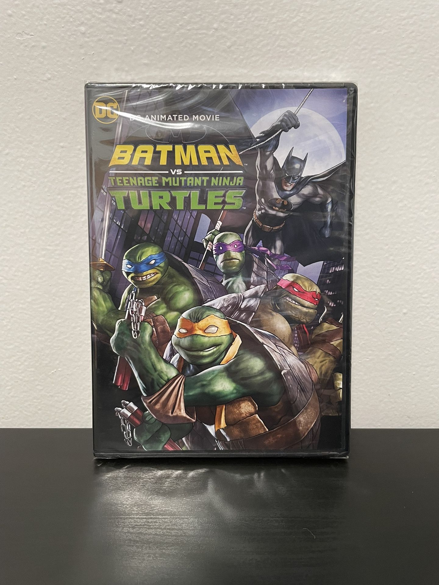 Batman vs Teenage Mutant Ninja Turtles DVD NEW SEALED DC Nickelodeon Anime 2019