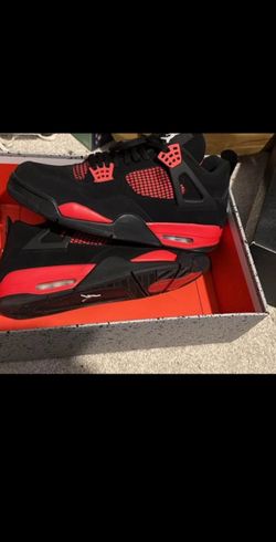 Air Jordan 4 Red Thunders