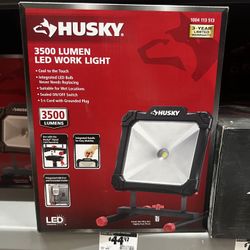 Husky 3500lm LED Portable Work Light 
