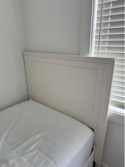 Pottery Barn Twin Headboard Pair - White