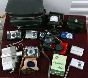 Lot of vintage cameras