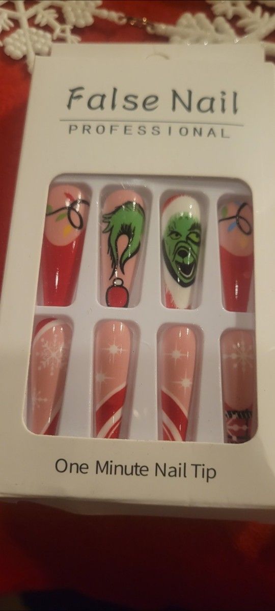 the grinch press on nails