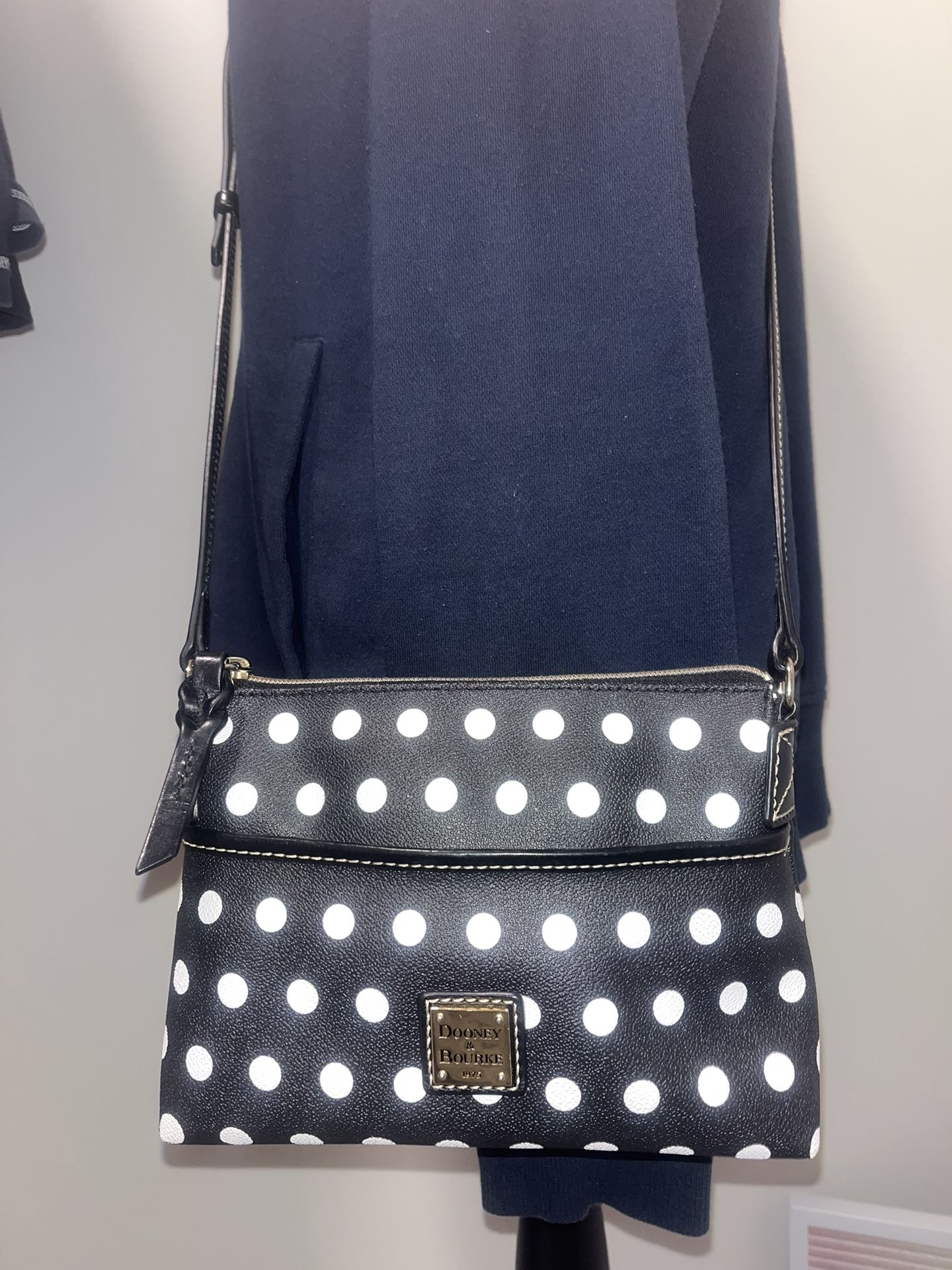 Dooney & Bourke Carolina Ginger Crossbody