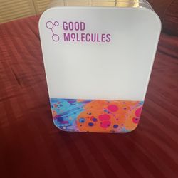 Skin care refrigerator