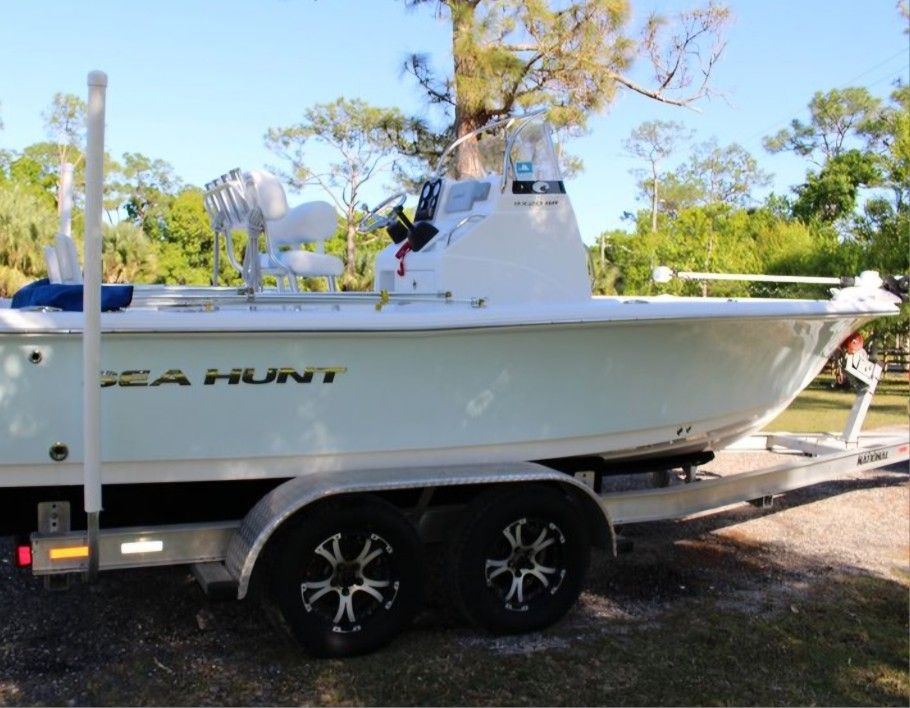 2014 Sea Hunt BX 20 BR