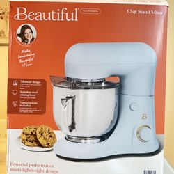 Beautiful 5.3qt Stand Mixer