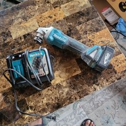 Makita Grinder 