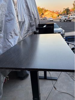 Rising desk