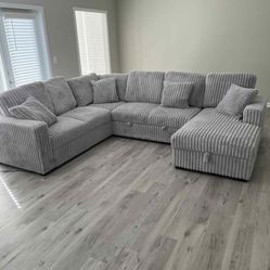 Oversized Sleeper Sectional w Phone Charger