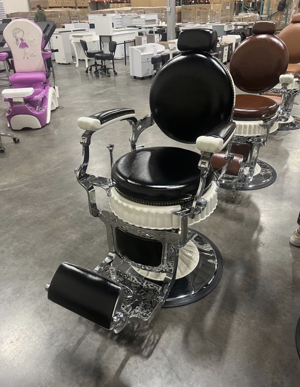 Black Antique Style Barber Chairs 