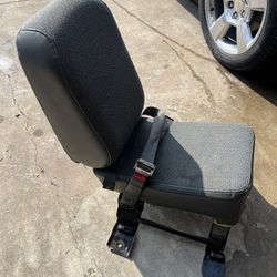 99 To 07 Jump Seat 💺 Chevy Silverado Or GMC 