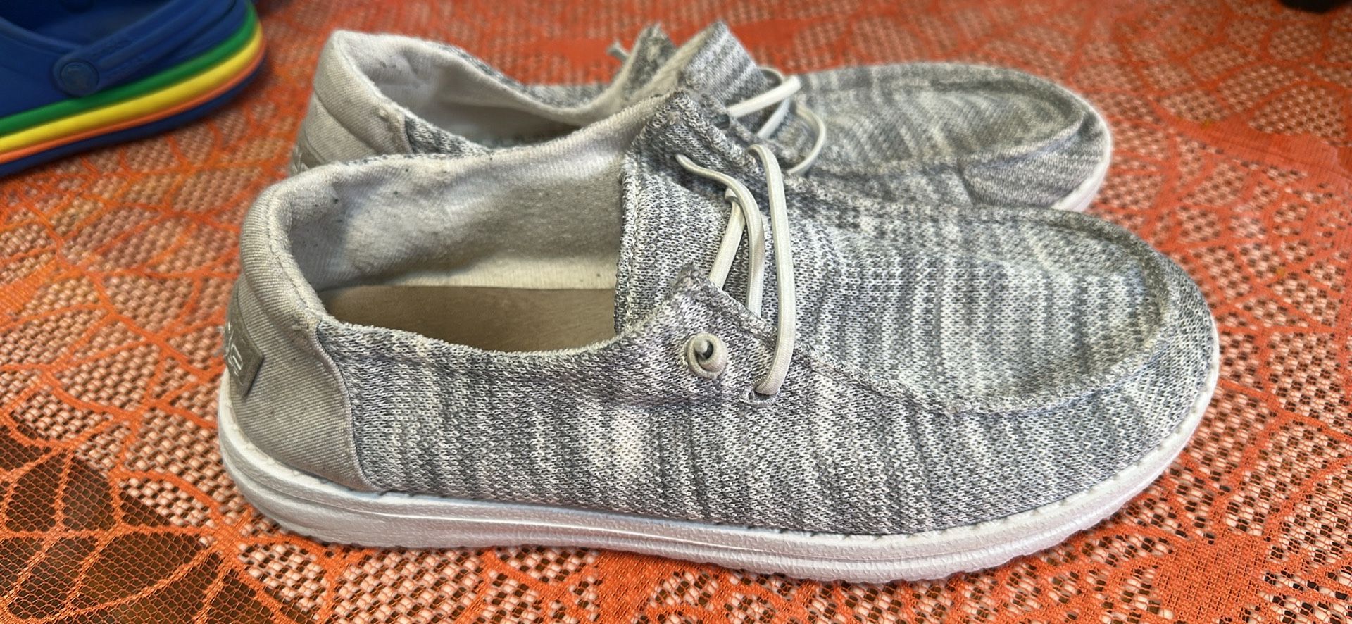 Hey Dudes Size 7
