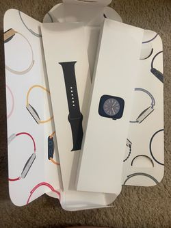 Series 8 Apple Watch-45 MM/M-L
