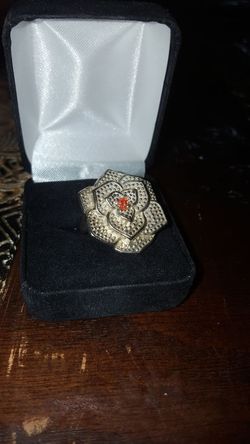 Cute Sterling silver size 7