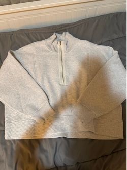 Women white Calia half zip up sweat shirt