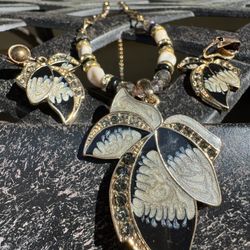 Vintage Style Floral Enamel Jewelry Set – Necklace, Clip Earrings & Brooch, Marked STER