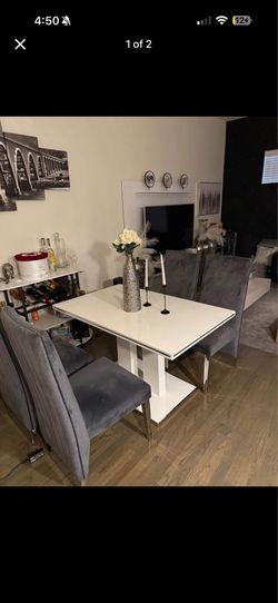 Dining room set: four chairs and a table