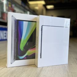MacBook Pro 13 inch M2 Chip & MacBook Air M2 Chip (Latest Model)