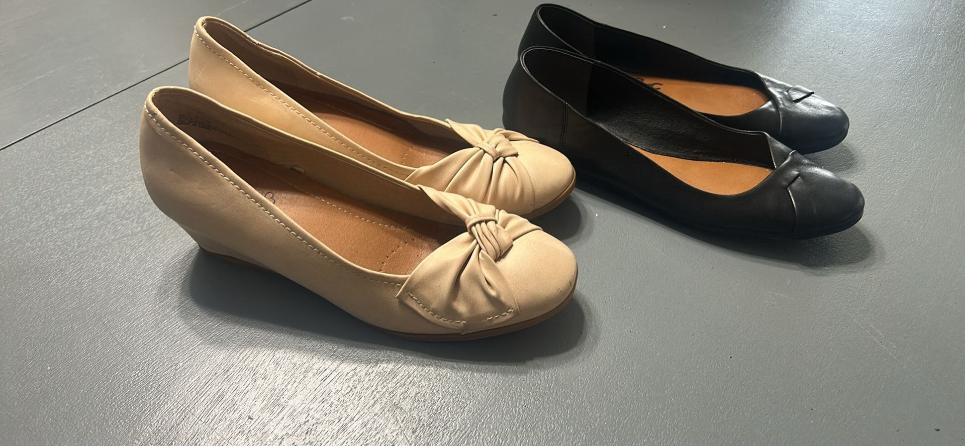 Women’s Dress Shoe Size 8.5 Gently Used