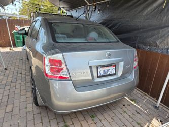 Nissan sentra 09 salvage 84 mil millas