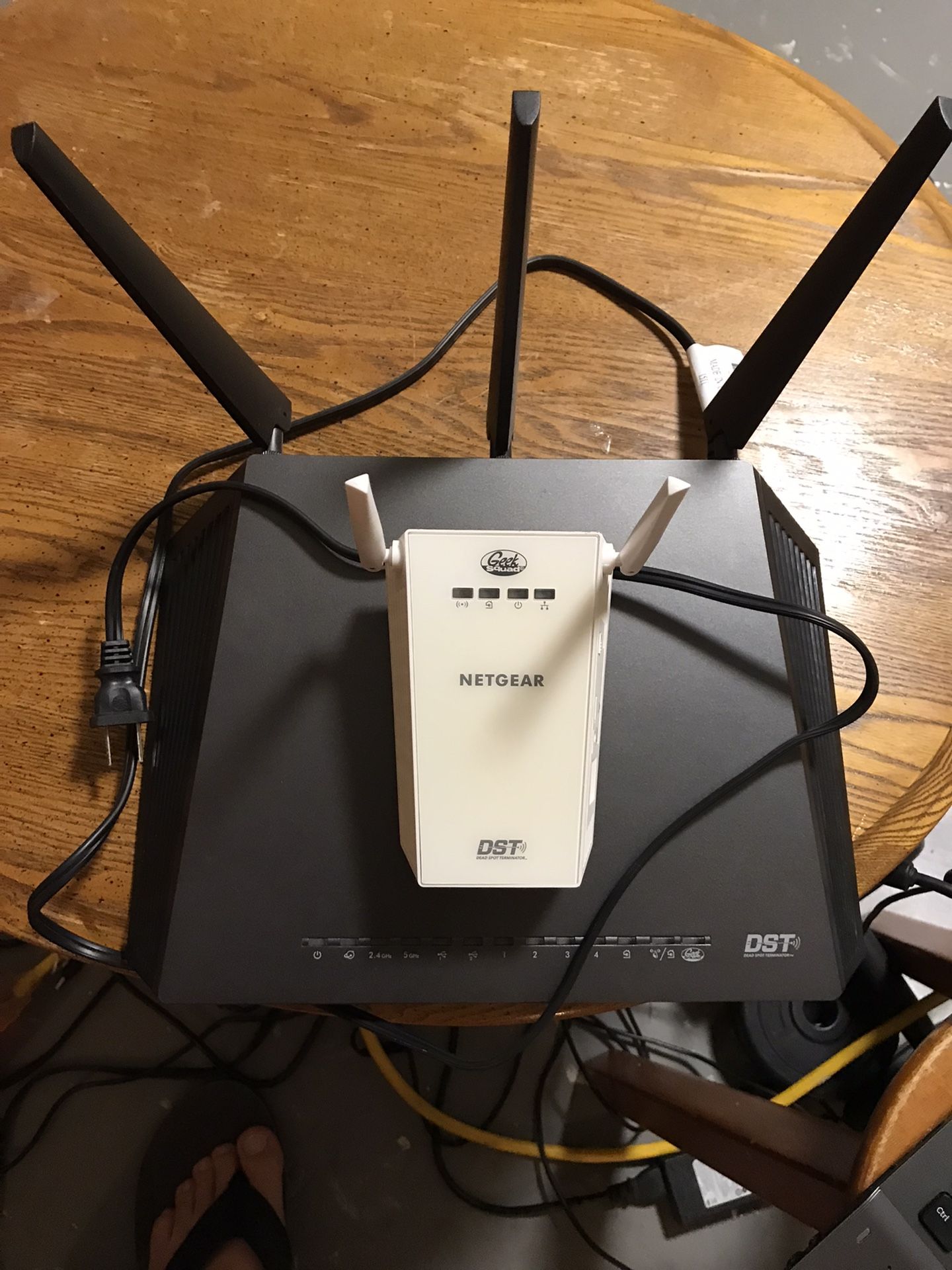 Netgear Nighthawk AC1900 DST Router
