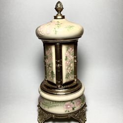 Refuge Lipstick Music Box