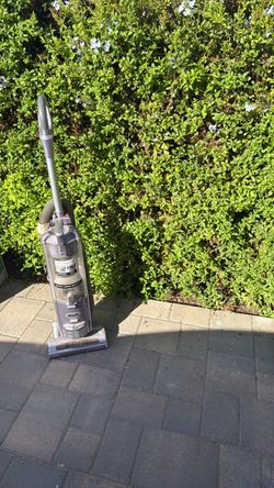 Shark navigator vacuum