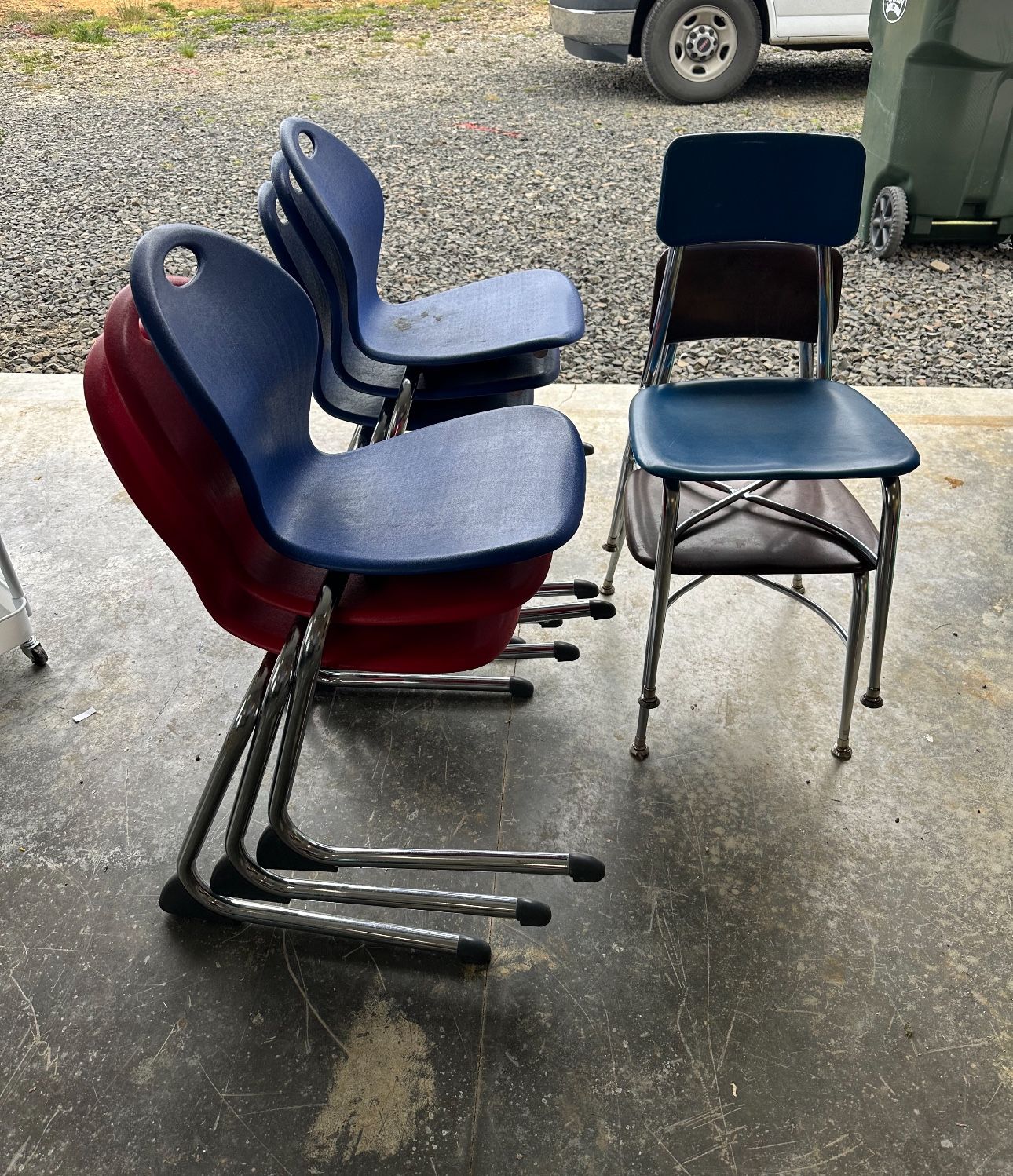 FREE Kids Chairs