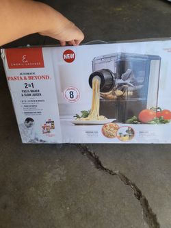 Pasta maker and juicer