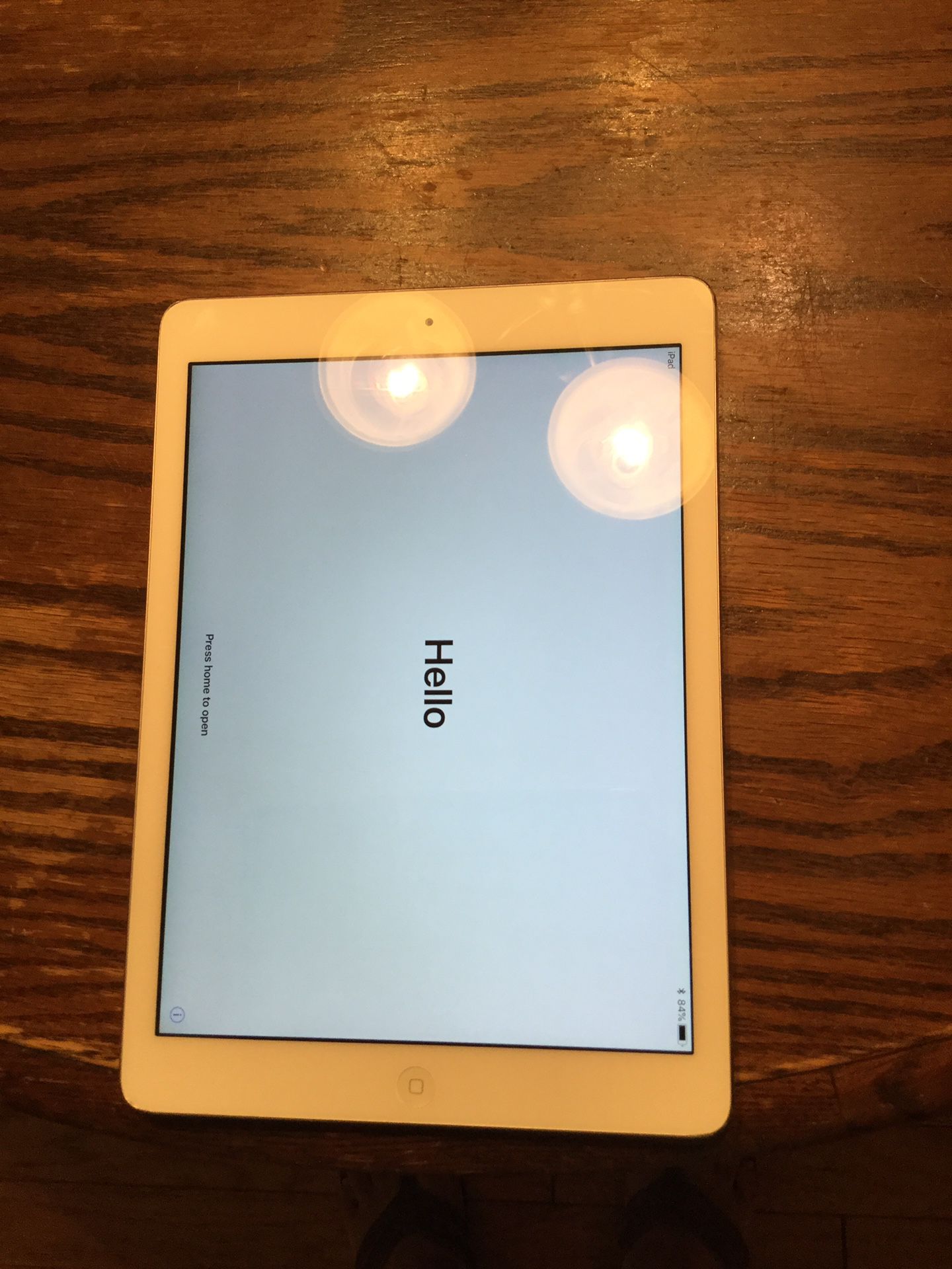 iPad model A1474 WiFi only 64 GB good working shape clean with charger