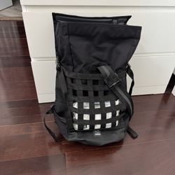 Chrome Industries Barrage 22L