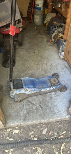 Floor jack 3 ton. $80