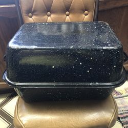 Granite Ware Covered Roaster w/rack