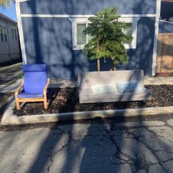 Free 615 Robinson Street. Martinez 