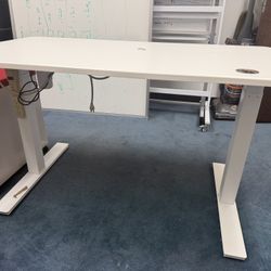 Electric Height Adjustable Desk