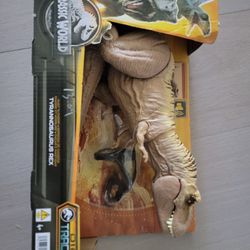 Jurassic World Park Dino Trackers Hunt N Chomp T-Rex Tyrannosaurus Rex Figure