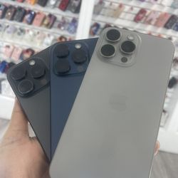 iPhone 15 Pro Max Unlocked 