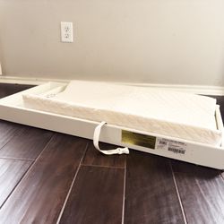 Changing Table Attachment And Pad