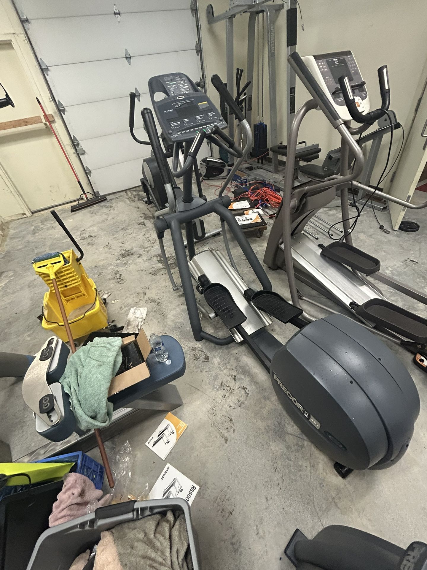 Precor Efx556i Elliptical 
