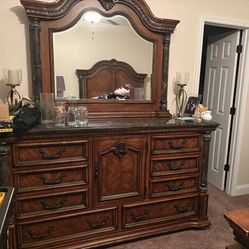 Marble/Wood Queen bedroom set