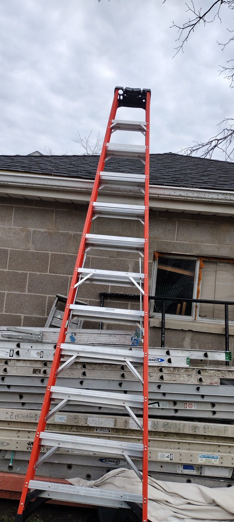 Stepladder 12 F
